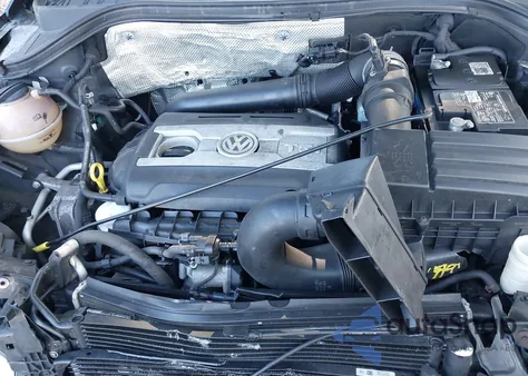 2017 Volkswagen Tiguan S/Limited z USA, uszkodzony, nr VIN WVGBV7AX1HK001202